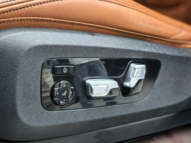 BMW X7 — Фото автомобиля 21
