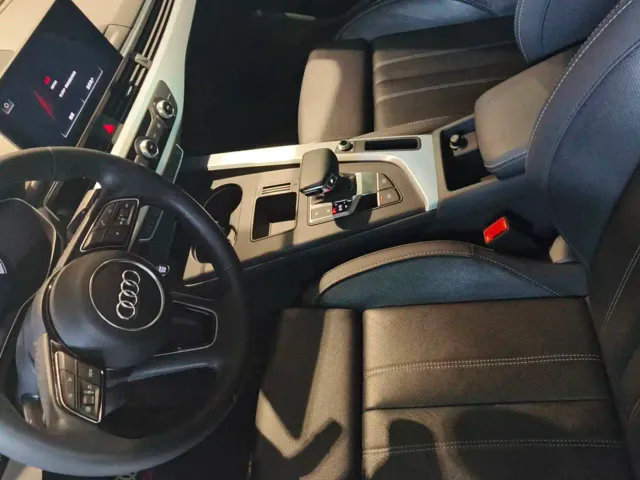 Audi A4L — Фото автомобиля 4