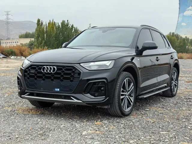 Фотография автомобиля — Audi Q5L