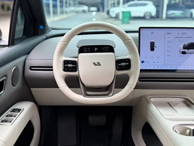Li Auto i6 — Фото автомобиля 9