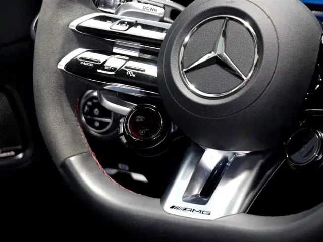 Mercedes-Benz C-Class AMG — Фото автомобиля 12