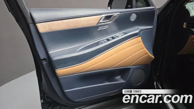 Genesis GV80 — Фото автомобиля 13