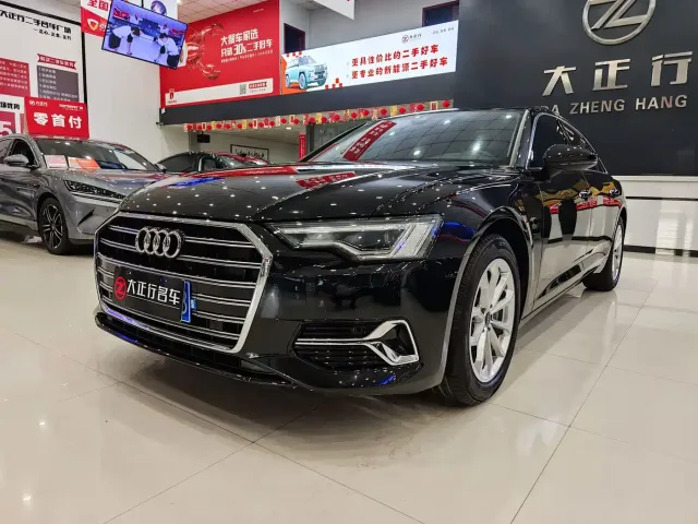 Фотография автомобиля — Audi A6L