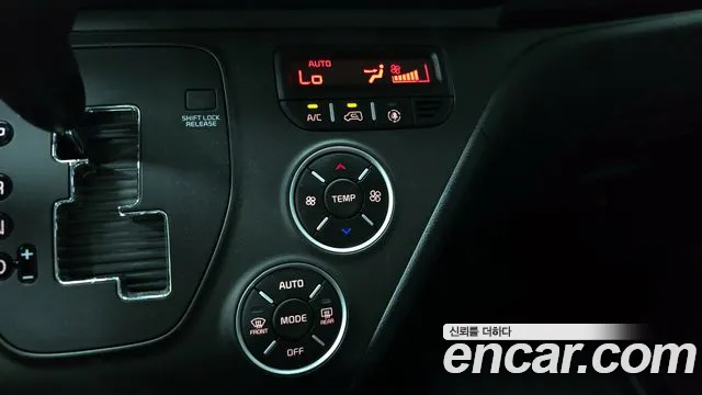 Kia RAY Новый Kia Ray Фургон — Фото автомобиля 16