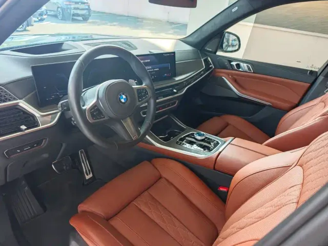 BMW X7 — Фото автомобиля 6