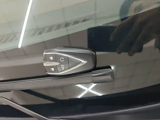 Changan Eado — Фото автомобиля 16