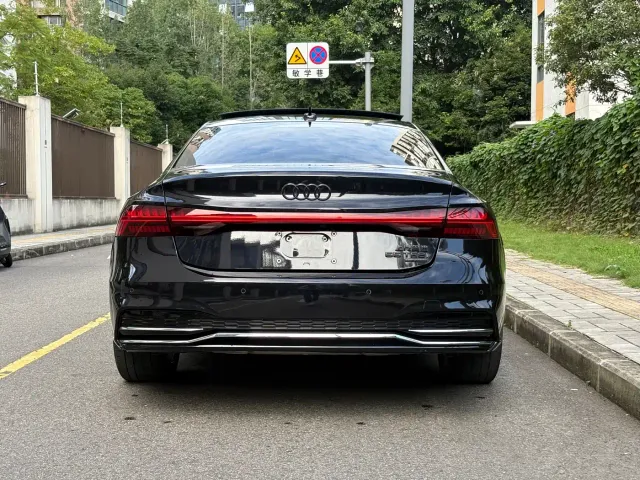 Audi A7L — Фото автомобиля 17
