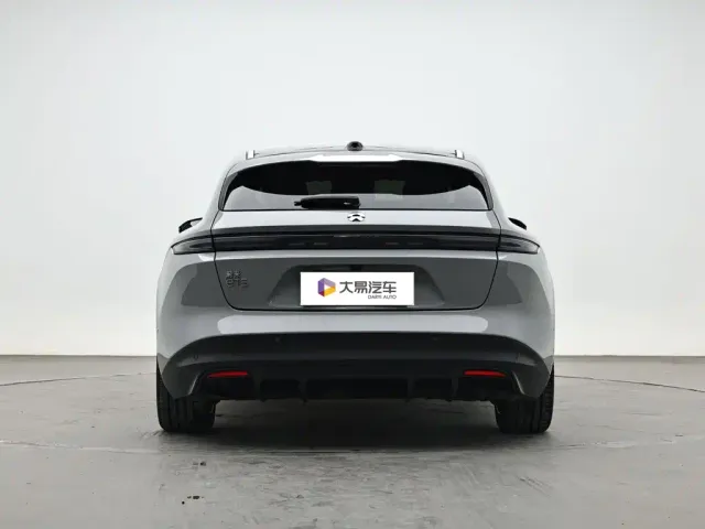 Nio ET5 Touring — Фото автомобиля 4