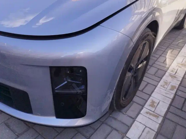 Li Auto i6 — Фото автомобиля 5