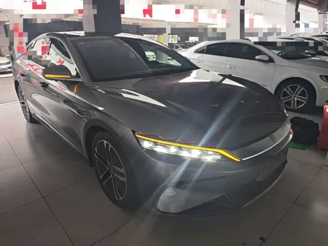 BYD Han — Фото автомобиля 3