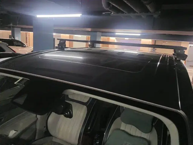 Roewe iMAX8 — Фото автомобиля 6
