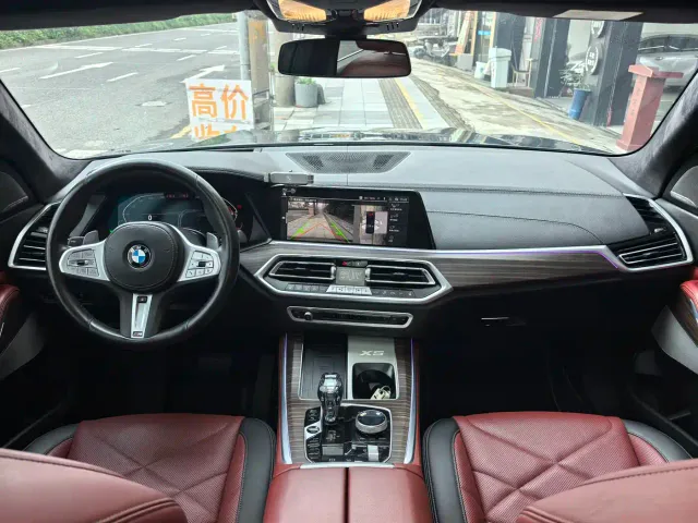 BMW X5 — Фото автомобиля 9