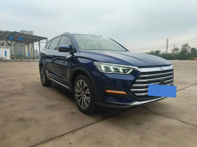 BYD Song Pro — Фото автомобиля 3