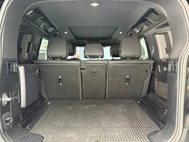 Land Rover Defender — Фото автомобиля 22