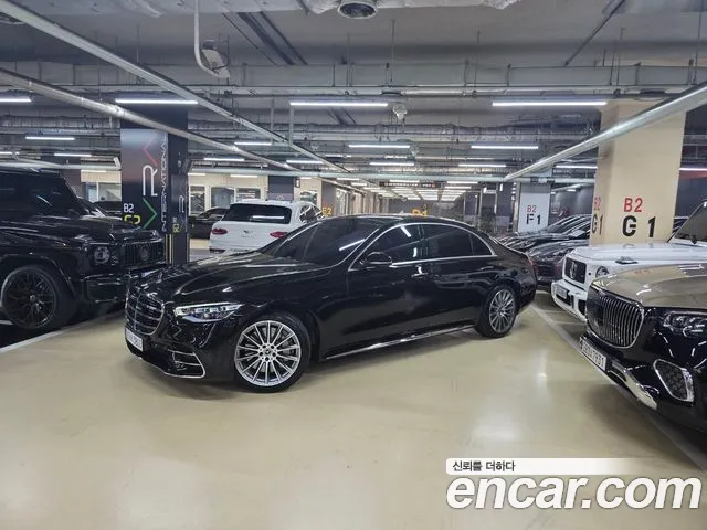 Mercedes-Benz S-Class — Фото автомобиля 2