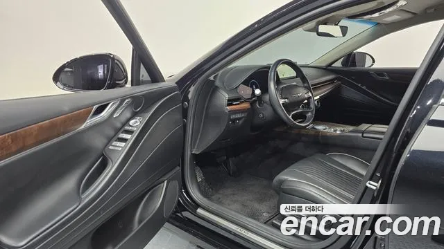 Genesis G80 RG3 — Фото автомобиля 15
