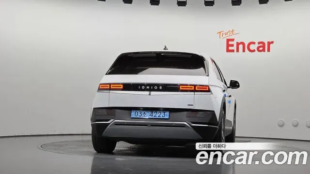 Hyundai Ioniq 5 — Фото автомобиля 4
