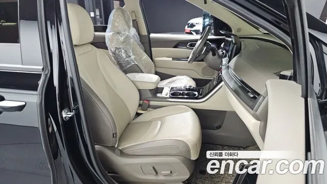 Kia Canival Carnival 4 поколение Дизель 9 мест Signature — Фото автомобиля 11