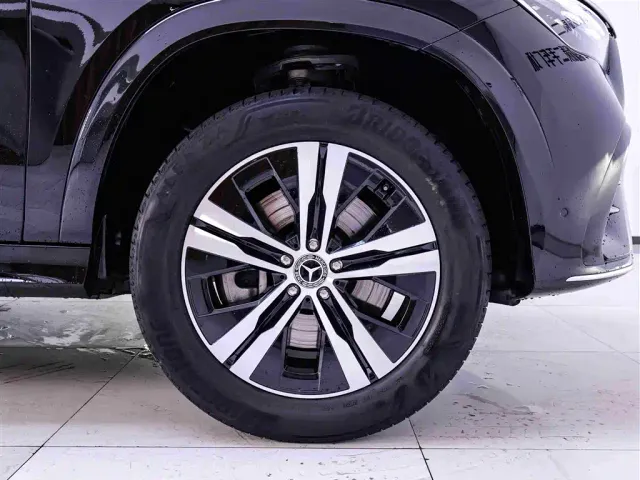 Mercedes-Benz GLE-Class — Фото автомобиля 5