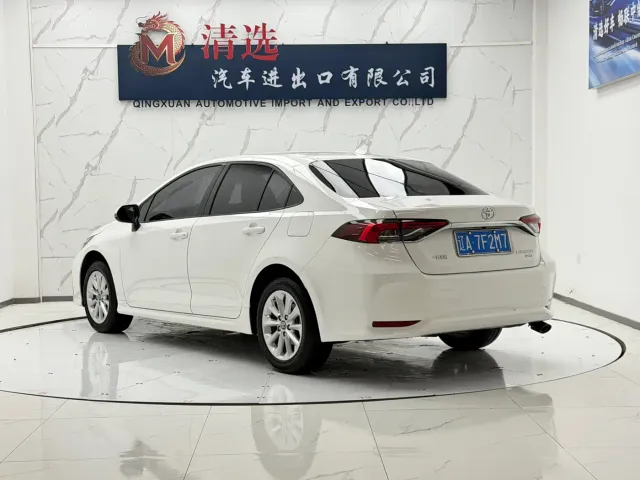 Toyota Corolla — Фото автомобиля 4