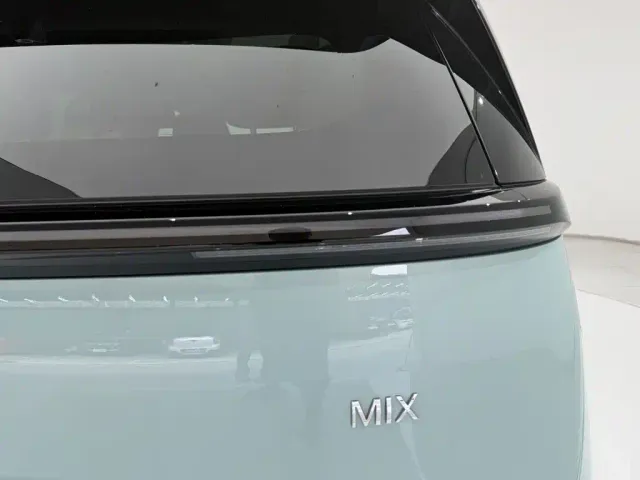 Zeekr Mix — Фото автомобиля 10
