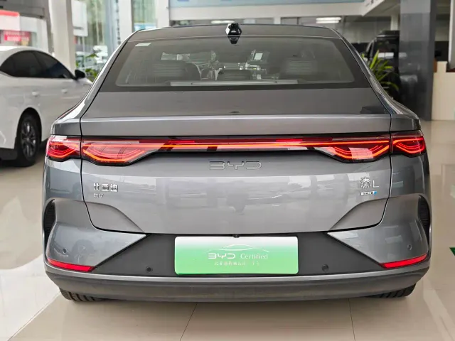 BYD Qin L — Фото автомобиля 5