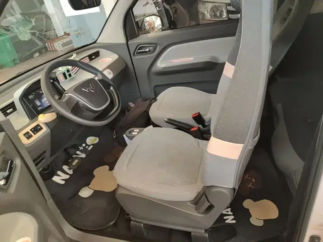 Wuling Hongguang Mini EV — Фото автомобиля 14