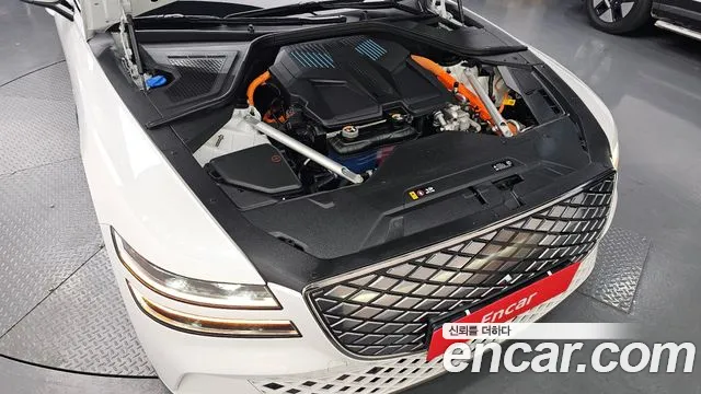 Genesis G80 Electrified G80 (RG3) — Фото автомобиля 4