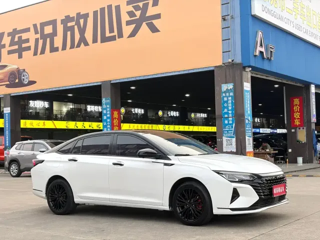 Dongfeng Aeolus Yixuan MAX 2021 1.5T Super Cool Dad Edition — Фото автомобиля 3