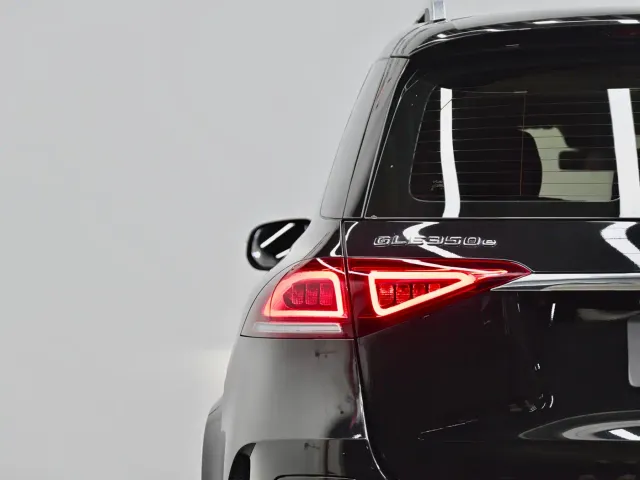 Mercedes-Benz GLE-Class — Фото автомобиля 20