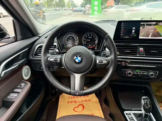 BMW 1 Series — Фото автомобиля 14