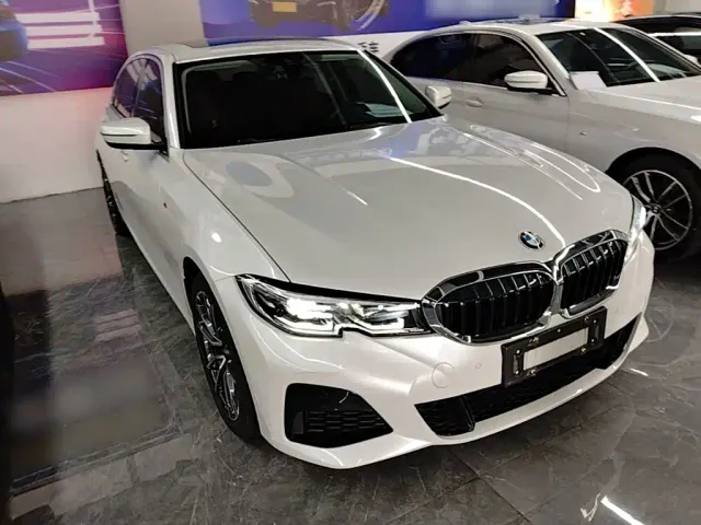 BMW 3 Series — Фото автомобиля 3