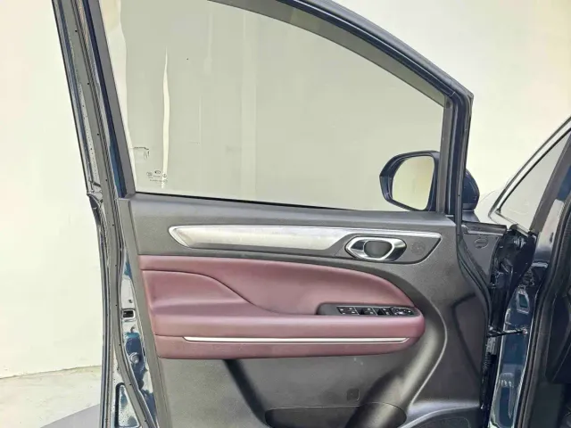 GAC Trumpchi M6 — Фото автомобиля 30