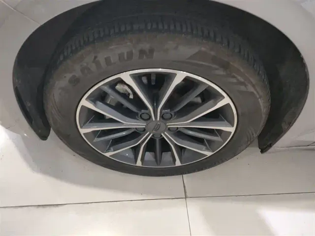 Geely Xingrui — Фото автомобиля 22