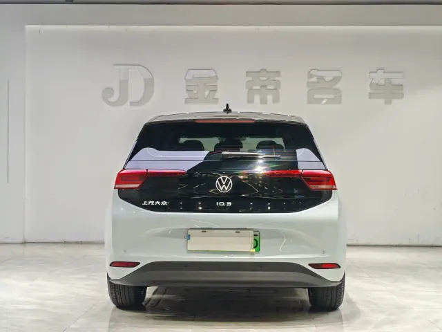 Volkswagen ID.3 — Фото автомобиля 14