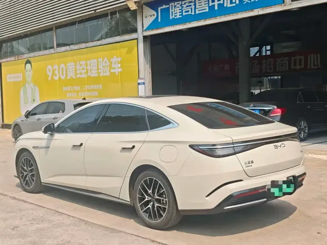 BYD Seal 07 DM-i — Фото автомобиля 6