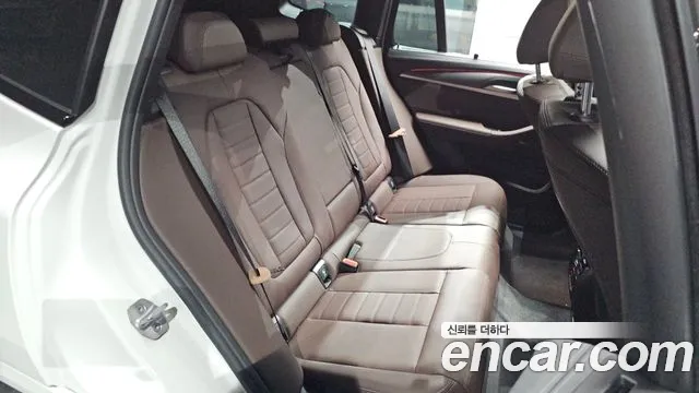 BMW X3 xDrive 20i M Sport — Фото автомобиля 9