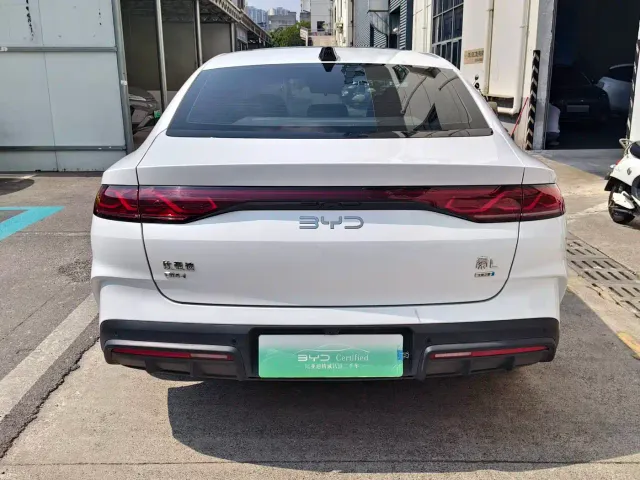 BYD Qin L — Фото автомобиля 7