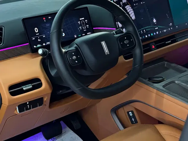 Wey Alpine — Фото автомобиля 4
