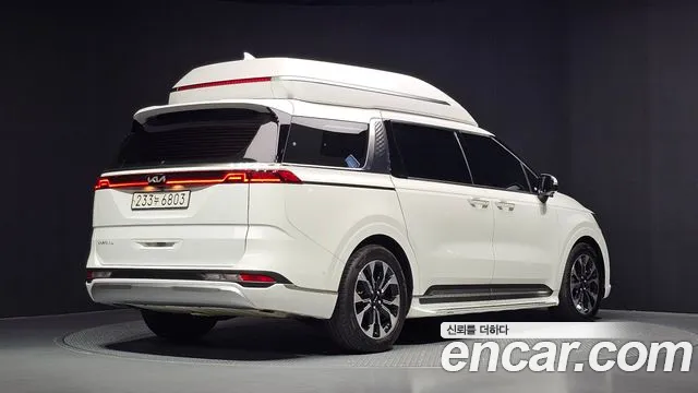 Kia Carnival Generation 4 — Фото автомобиля 2