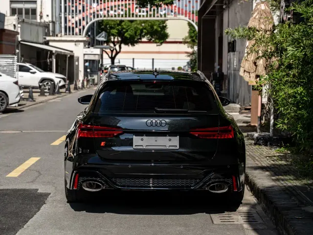 Audi RS 6 — Фото автомобиля 6
