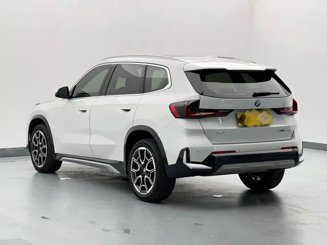 BMW X1 — Фото автомобиля 4