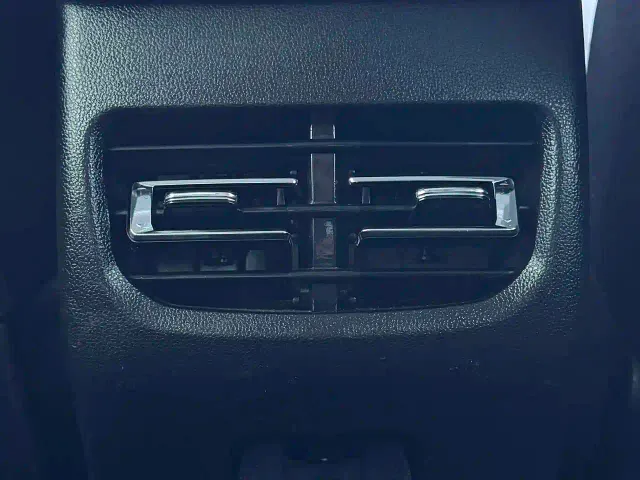 Haval M6 — Фото автомобиля 9