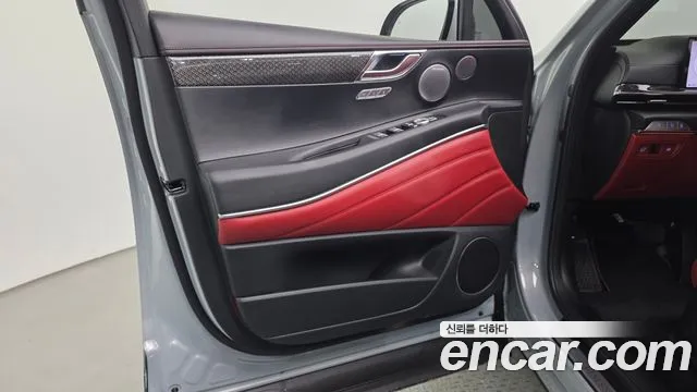 Genesis GV80 Coupe — Фото автомобиля 13