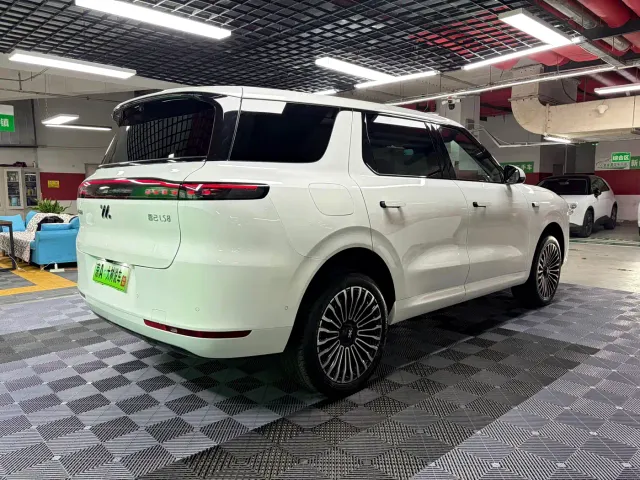 IM Motors LS8 — Фото автомобиля 7