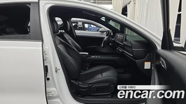 Hyundai Ioniq 6 — Фото автомобиля 11