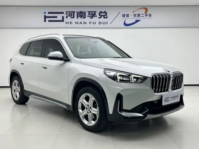 BMW X1 — Фото автомобиля 3