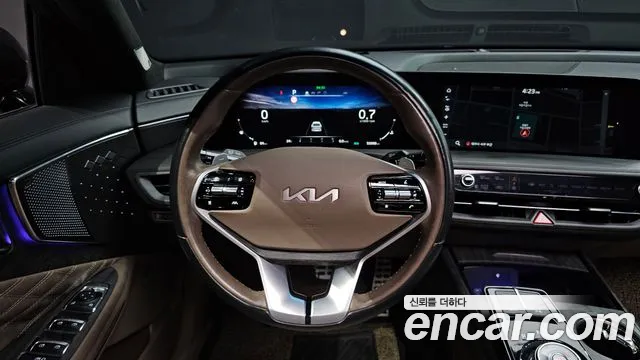 Kia K8 — Фото автомобиля 12