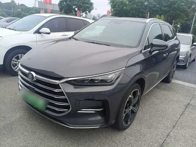 Фотография автомобиля — BYD Tang