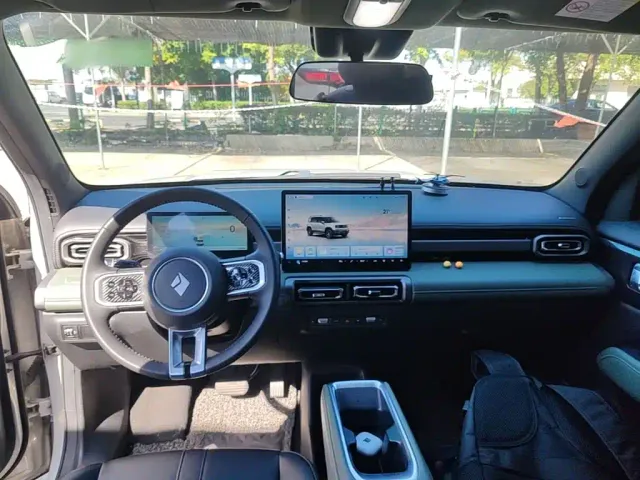 Baojun Yep Plus — Фото автомобиля 9